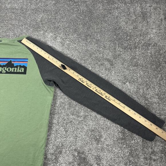 Patagonia Sweatshirt Mens Medium P6 Logo Lightweight Crew Raglan Knit Fleece - Picture 12 of 13